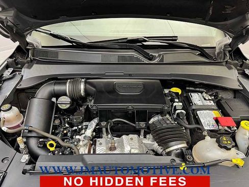 Used 2024 Jeep Compass Latitude image 10