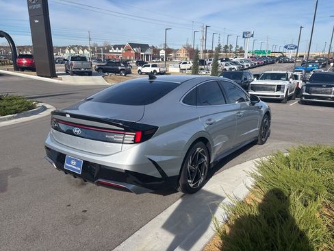 New 2026 Hyundai Sonata SEL FWD image 6