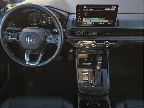 Used 2025 Honda CR-V Sport-L image 11