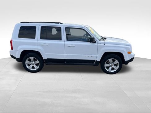Used 2012 Jeep Patriot Latitude image 7
