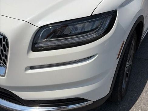 Used 2023 Lincoln Nautilus Reserve FWD image 4
