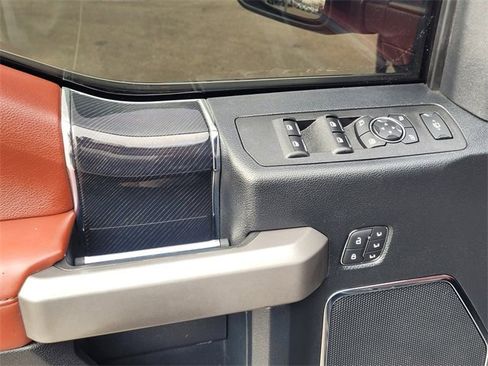 Used 2021 Ford F250 Platinum image 22
