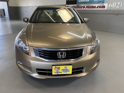 Used 2010 Honda Accord EX-L image 2