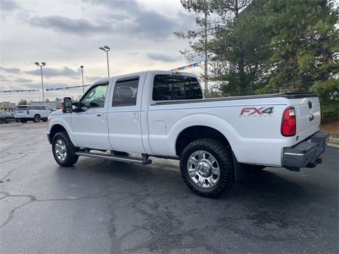 Used 2015 Ford F250 Lariat w/ Lariat Ultimate Package image 3