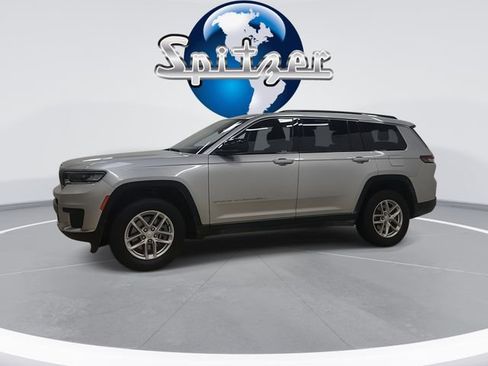 Used 2023 Jeep Grand Cherokee L Laredo image 6