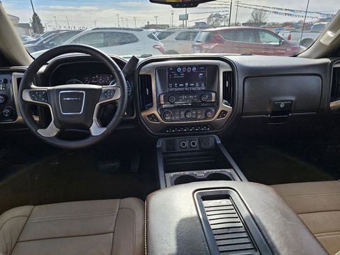 Used 2017 GMC Sierra 1500 Denali w/ Denali Ultimate Package image 3