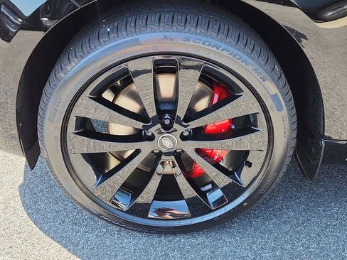 New 2025 Land Rover Range Rover Sport Autobiography image 9