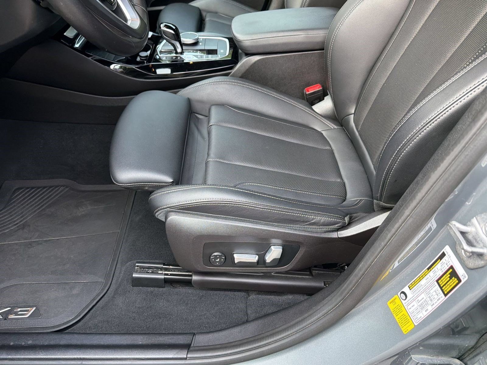 Used 2023 BMW X3 sDrive30i w/ Convenience Package RWD image 14