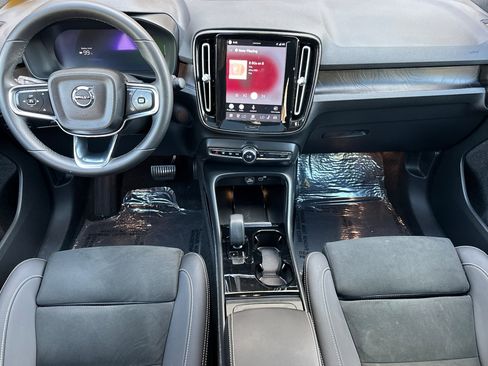 Certified 2023 Volvo C40 P8 Recharge Ultimate AWD/4WD image 15
