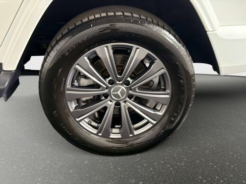 Used 2025 Mercedes-Benz G 550 image 13