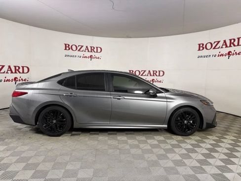 Used 2025 Toyota Camry SE w/ Multimedia Upgrade Package FWD image 9