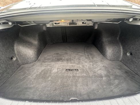 Used 2020 Nissan Altima 2.5 SR w/ Premium Package image 21