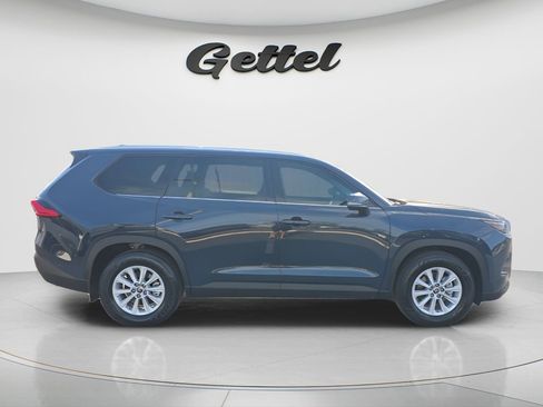 Used 2024 Toyota Grand Highlander FWD image 4