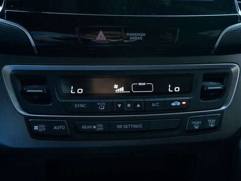 Used 2021 Honda Passport Sport image 31