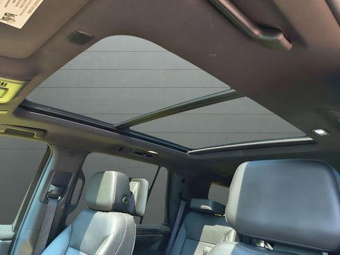 Used 2023 Chevrolet Tahoe Z71 image 25