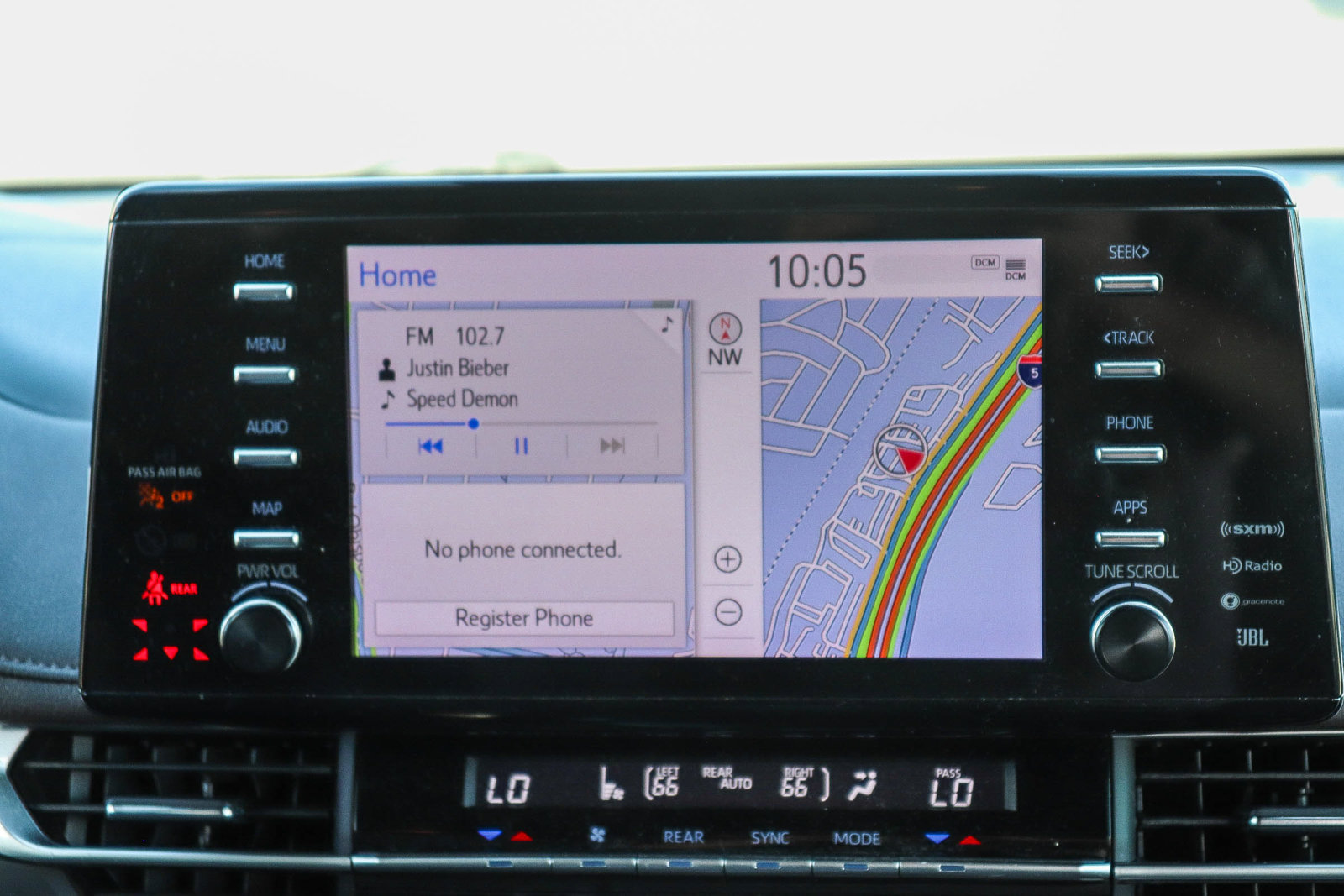Certified 2024 Toyota Sienna Platinum FWD image 15