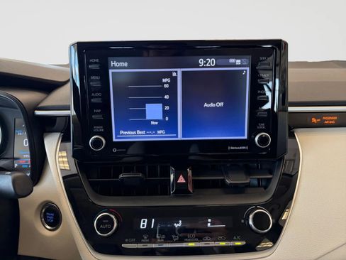 Used 2022 Toyota Corolla LE w/ LE Convenience Package image 21