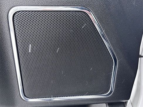 Used 2020 Ford F250 Lariat w/ Lariat Value Package image 14