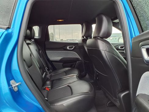 Used 2023 Jeep Compass Latitude w/ Convenience Group AWD/4WD image 26