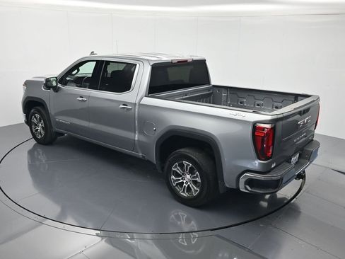 Used 2025 GMC Sierra 1500 SLT AWD/4WD image 35
