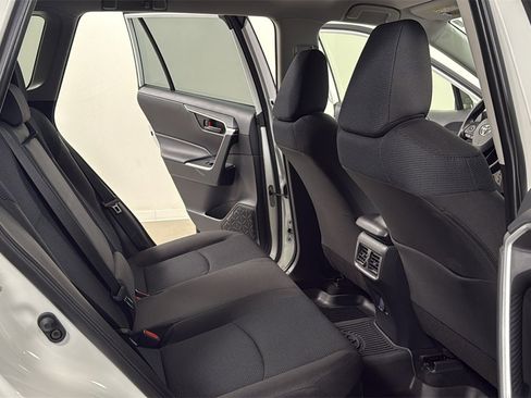 Certified 2025 Toyota RAV4 LE image 17