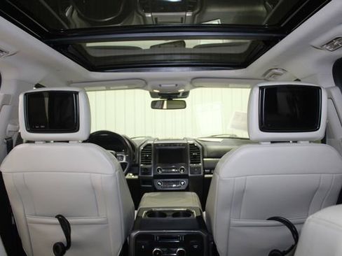 Used 2020 Ford Expedition Platinum AWD/4WD image 24