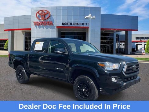 Used 2022 Toyota Tacoma SR5 w/ Technology Package RWD image 1