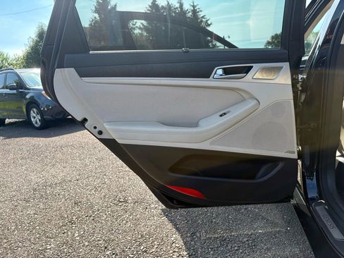 Used 2018 Genesis G80 5.0 Ultimate image 12