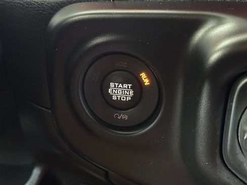 Used 2020 Jeep Wrangler Unlimited Rubicon AWD/4WD image 38