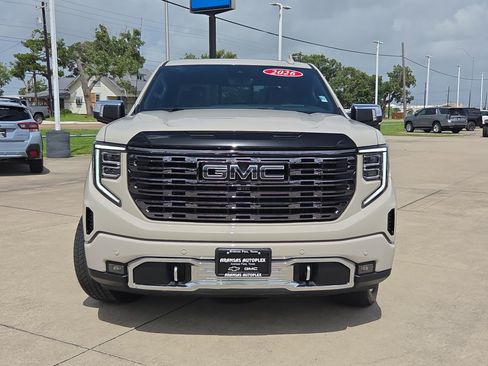 Used 2026 GMC Sierra 1500 Denali Ultimate AWD/4WD image 2