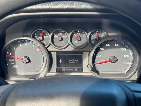 Used 2022 Chevrolet Silverado 1500 Custom Trail Boss image 17