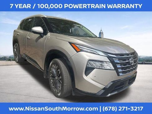 Certified 2024 Nissan Rogue Platinum w/ Platinum Premium Package image 3