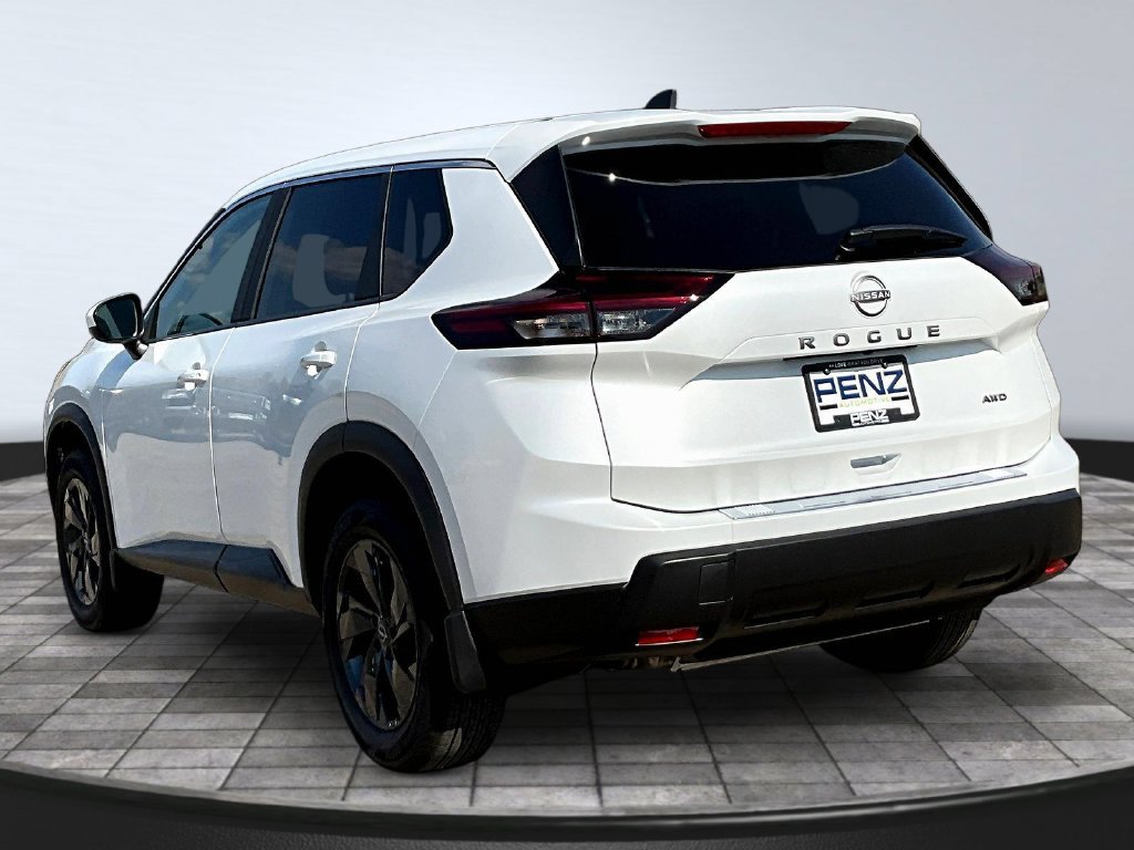 New 2026 Nissan Rogue SV w/ Cold Weather Package AWD/4WD image 3
