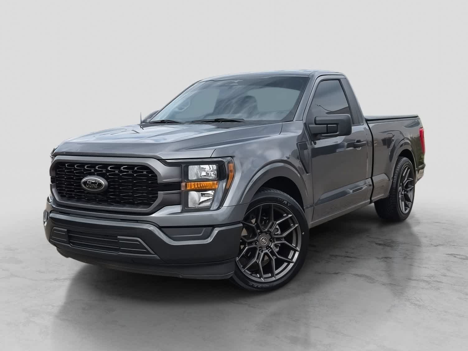 Used 2023 Ford F150 XL RWD image 1