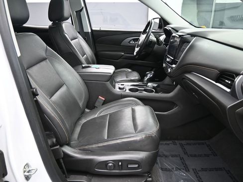 Used 2021 Chevrolet Traverse Premier w/ Redline Edition image 36
