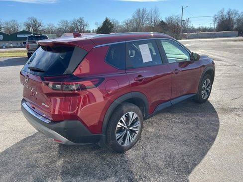 Used 2023 Nissan Rogue SV w/ SV Premium B Package image 5