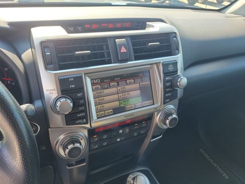 Used 2013 Toyota 4Runner Limited AWD/4WD image 27