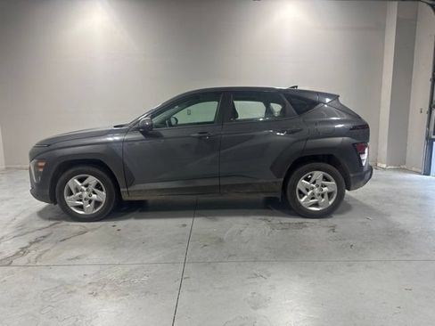 Used 2025 Hyundai Kona SE FWD image 10
