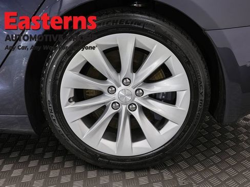 Used 2018 Tesla Model S 100D AWD/4WD image 30