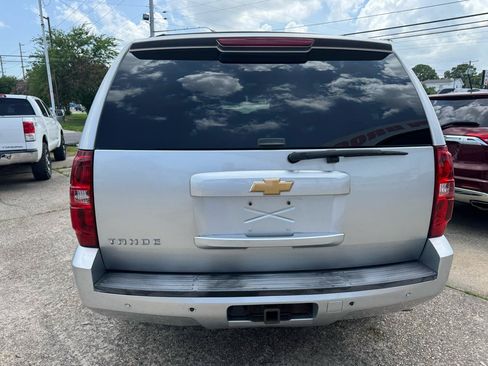 Used 2013 Chevrolet Tahoe LT w/ Luxury Package RWD image 3