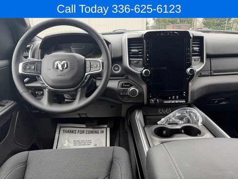 New 2026 RAM 1500 Big Horn AWD/4WD image 14