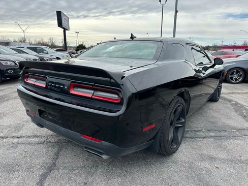Used 2015 Dodge Challenger R/T w/ Quick Order Package 22B R/T image 36