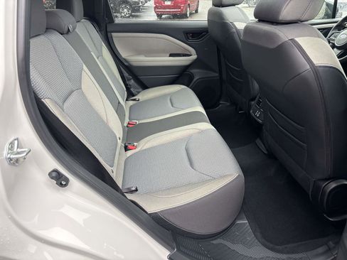 Certified 2025 Subaru Forester Premium image 17