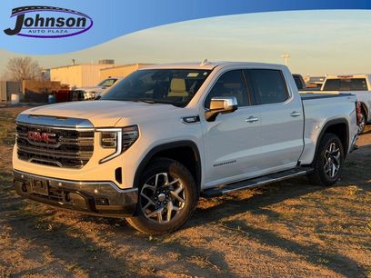 Used 2024 GMC Sierra 1500 SLT w/ SLT Premium Plus Package