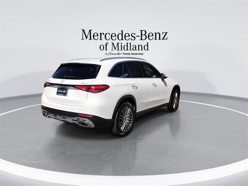 New 2025 Mercedes-Benz GLC 300 4MATIC image 8