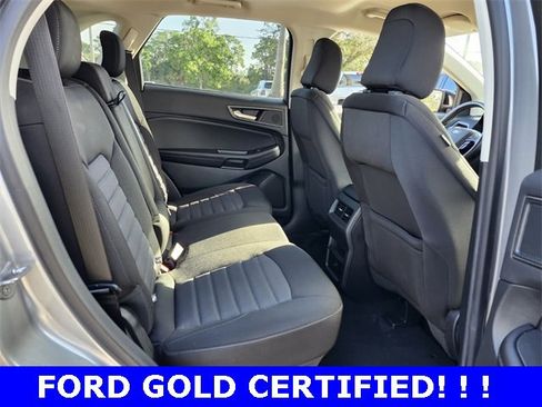Used 2024 Ford Edge SE w/ Black Appearance Package image 14