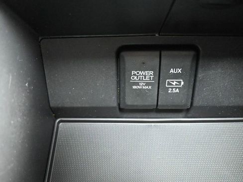 Used 2019 Honda Pilot Elite image 16