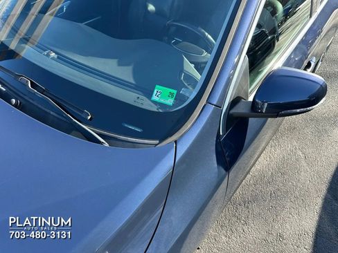 Used 2015 Volvo V60 T5 Premier image 8