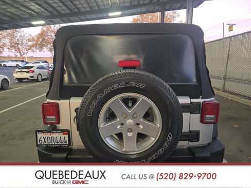 Used 2012 Jeep Wrangler Unlimited Sport image 5