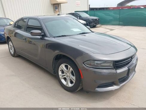 Used 2019 Dodge Charger SXT RWD image 1